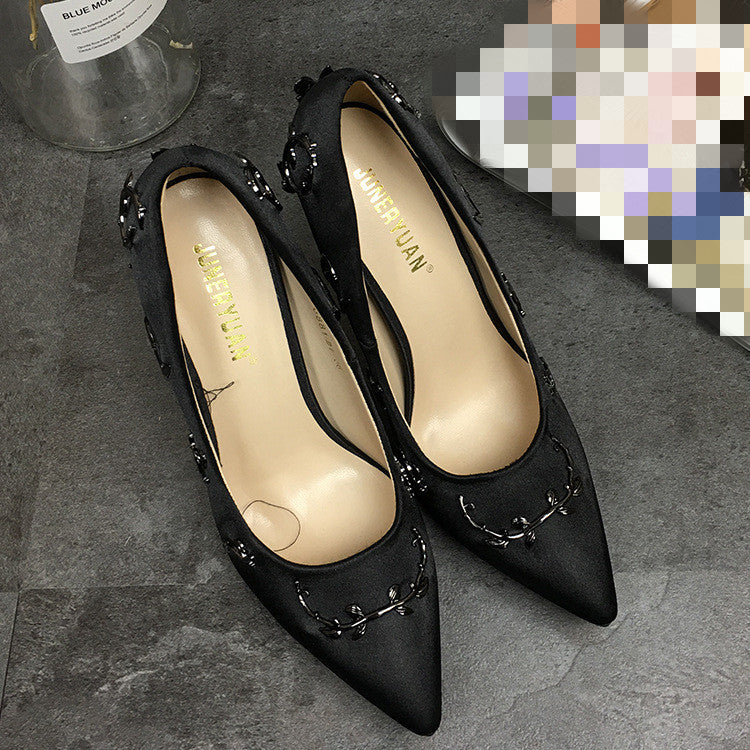 Stiletto pointed high heels